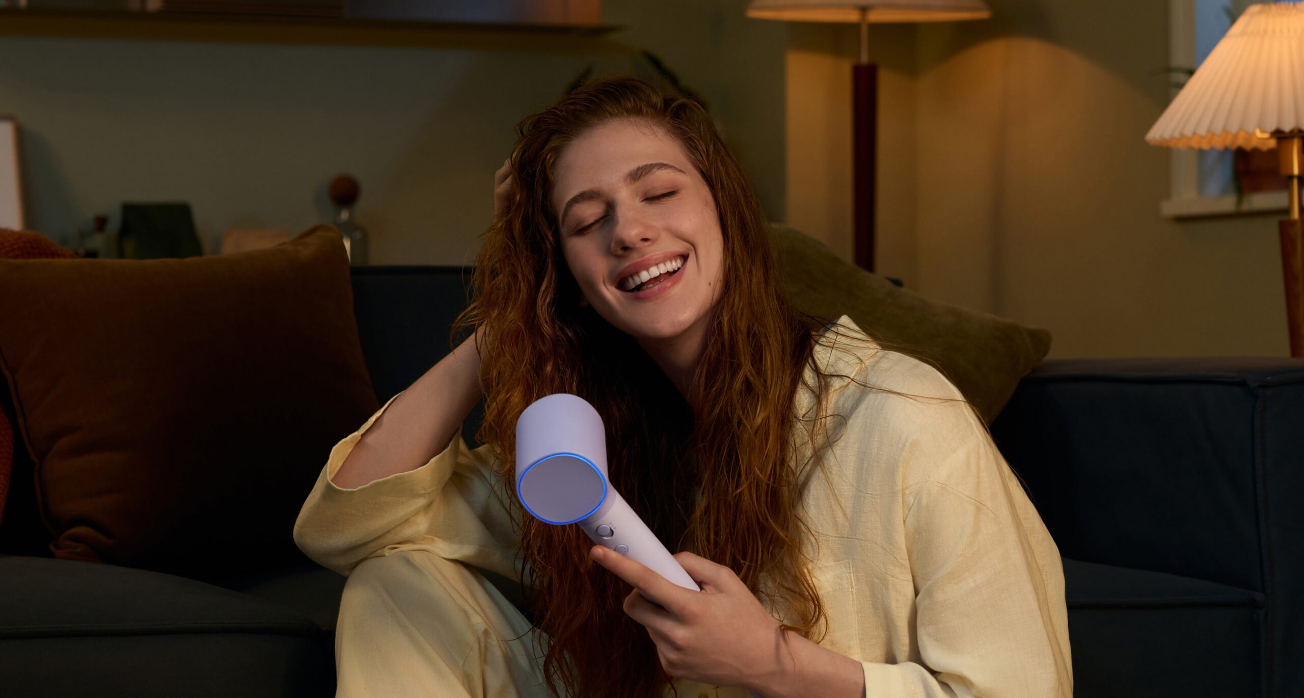 на 57% тише, чем другие фены